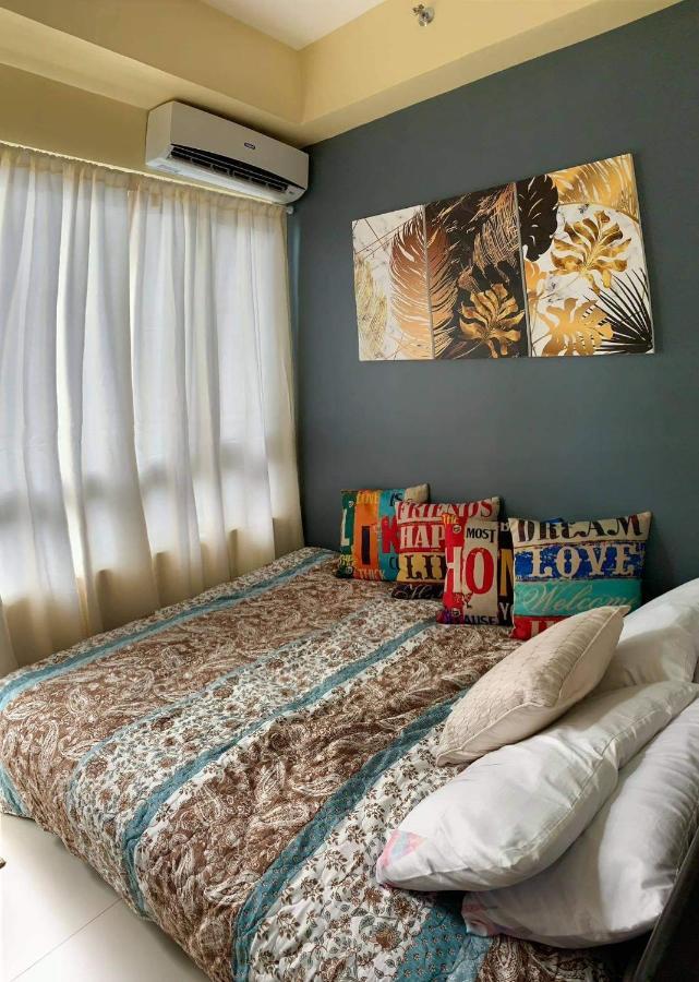 Sabina'S Place Wind Residences Tagaytay タガイタイ エクステリア 写真