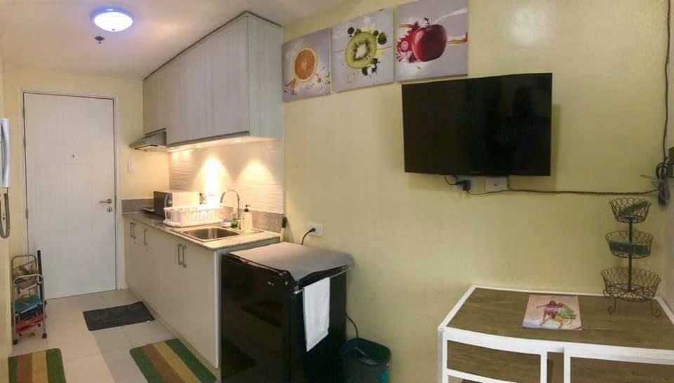 Sabina'S Place Wind Residences Tagaytay タガイタイ エクステリア 写真