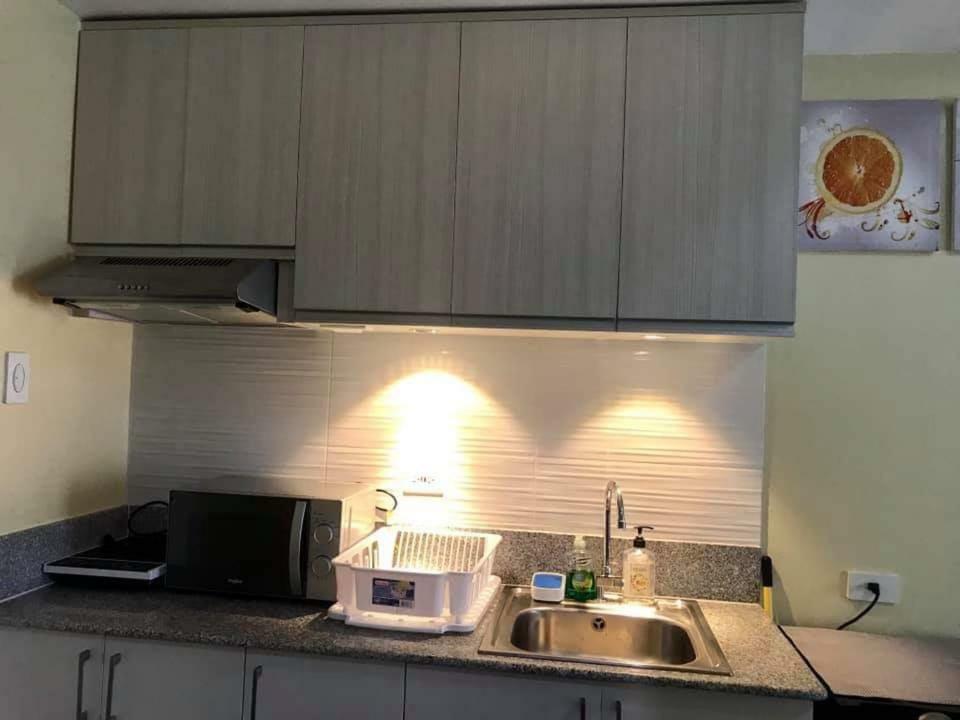 Sabina'S Place Wind Residences Tagaytay タガイタイ エクステリア 写真